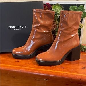 Kenneth Cole Women's Tan Heeled Boots
